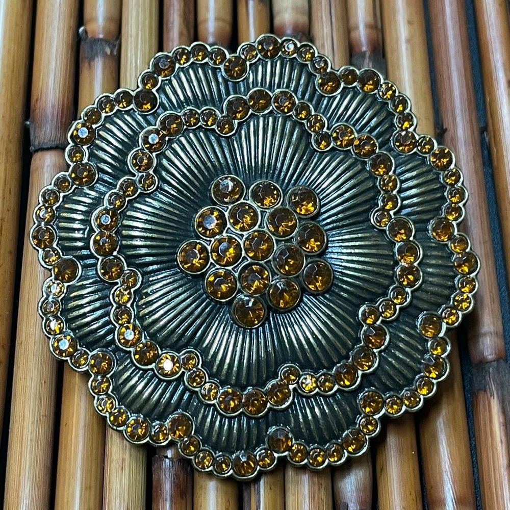 VINTAGE NEW YELLOW TOPAZ RHINESTONE ENCRUSTED FLORAL MEDALLION BELT BUCKLE HUGE